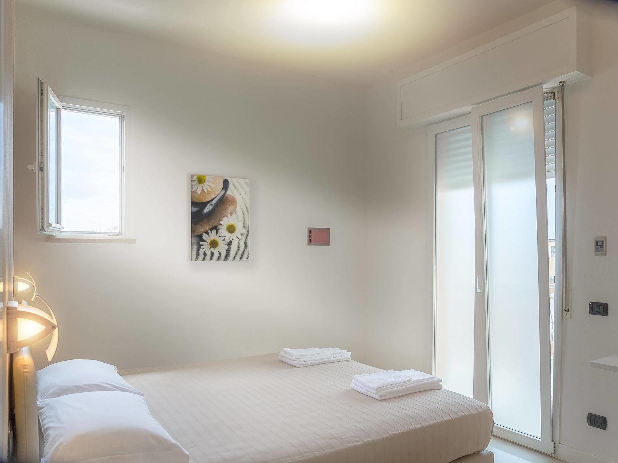 Sun Beach Residence 리미니 외부 사진