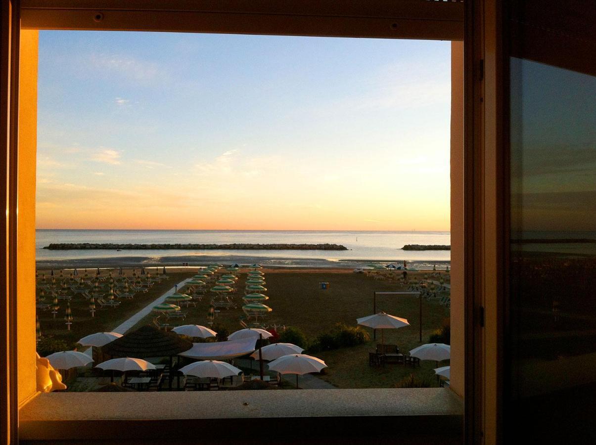 Sun Beach Residence 리미니 외부 사진