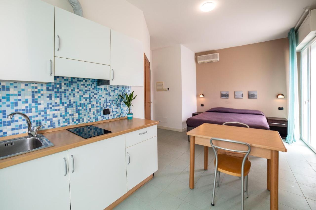 Sun Beach Residence 리미니 외부 사진