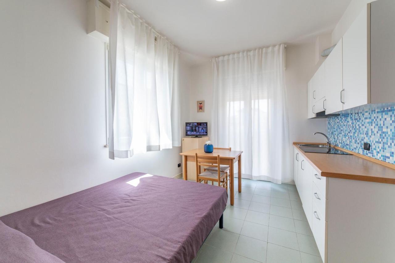 Sun Beach Residence 리미니 외부 사진